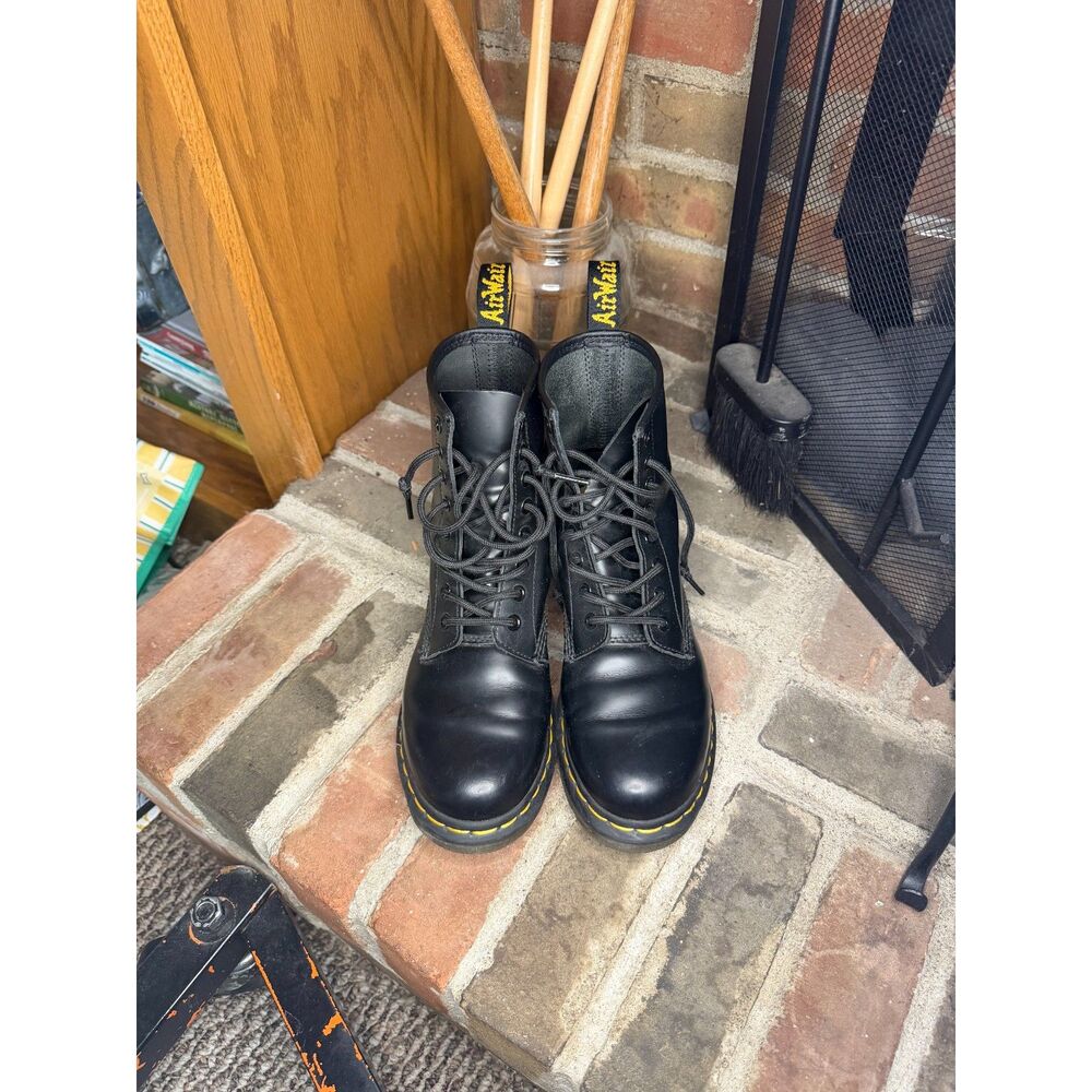 Dr Martens 1460 Black Smooth Leather Combat Boots Size 7